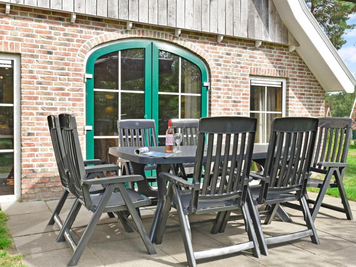 Landal Landgoed De Hellendoornse Berg Hotel Haarle Exterior photo